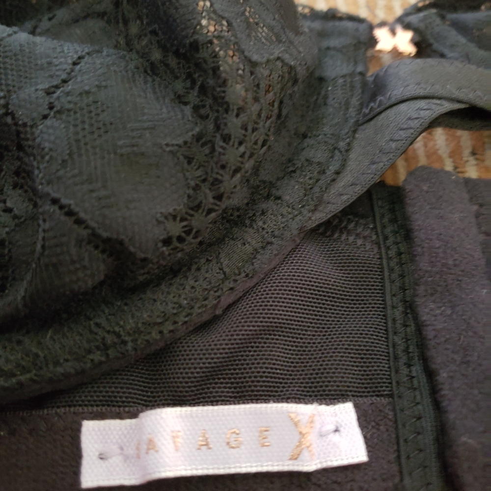 Savage x fenty black lace bra - Picture 5 of 5